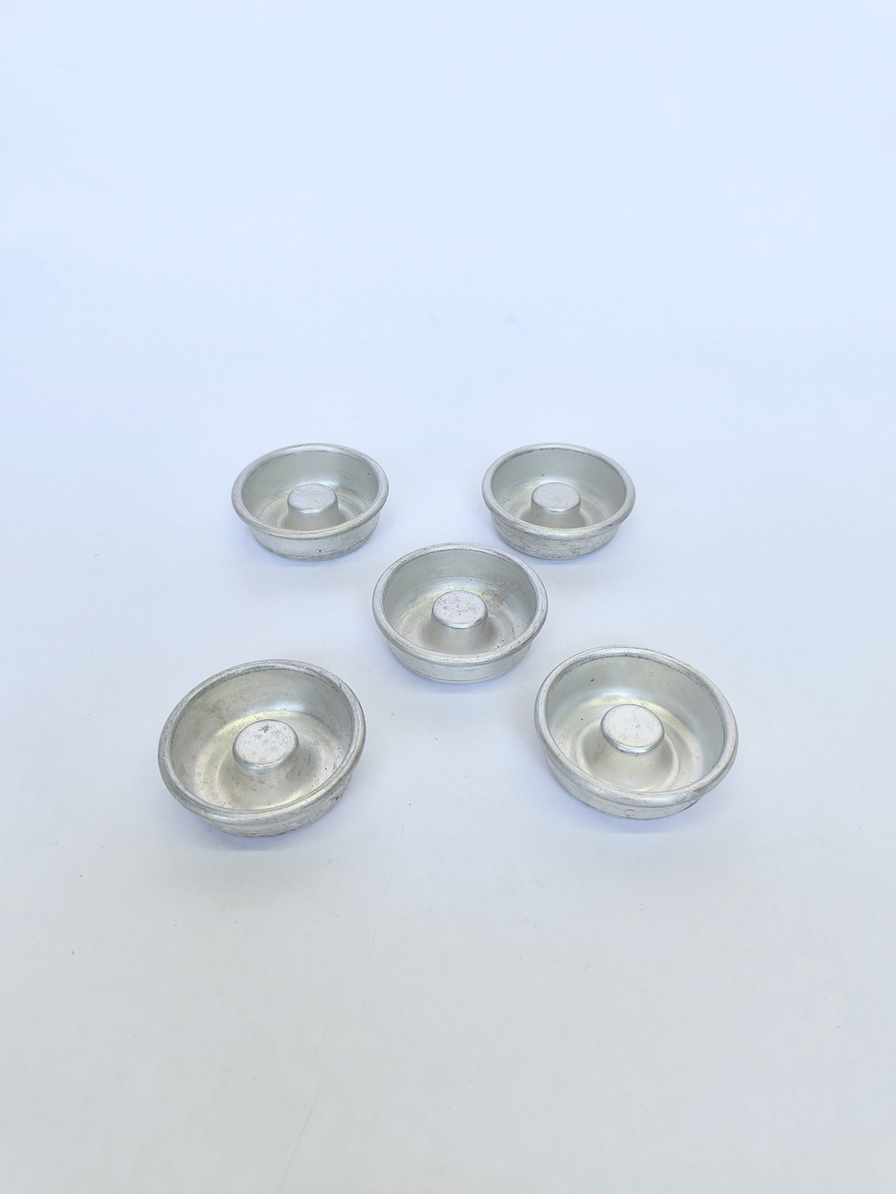 VINTAGE | Miniature Jello Baking Bunt Pans Aluminum Set Of 5 2"